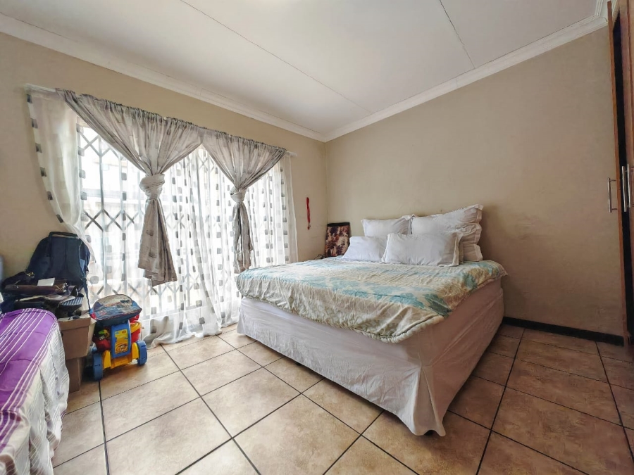 2 Bedroom Property for Sale in Pellissier Free State